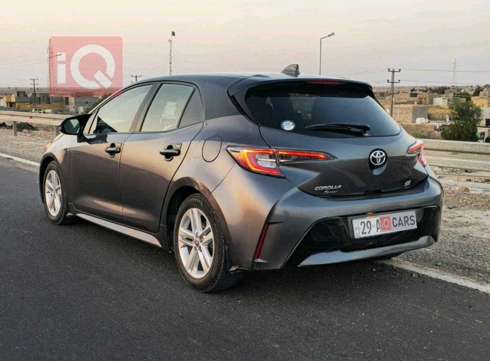 تويوتا كورولا هاتشباك